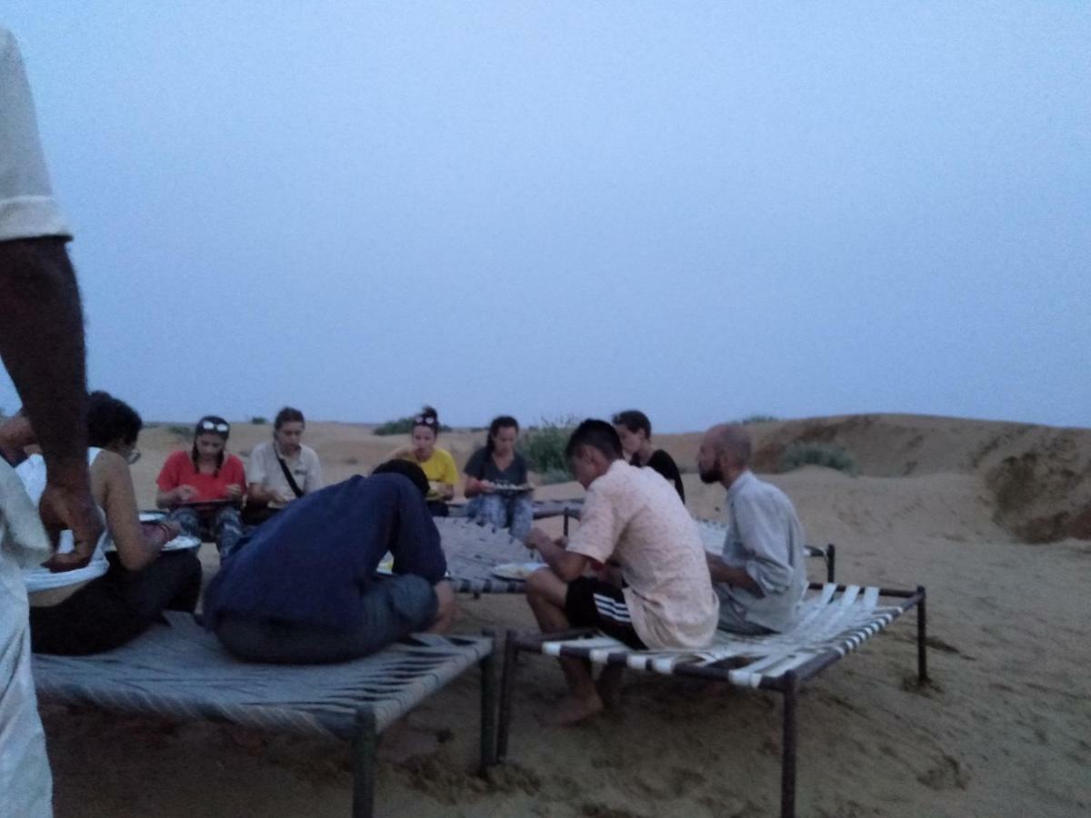Bob Cafe & Guest House Jaisalmer Exterior foto